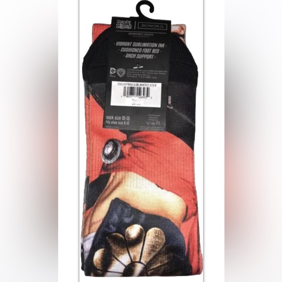 Suicide Squad Katana Crew Socks 1 Pair Men 8-12 Red Black Sublimated DC Joker - Picture 7 of 8